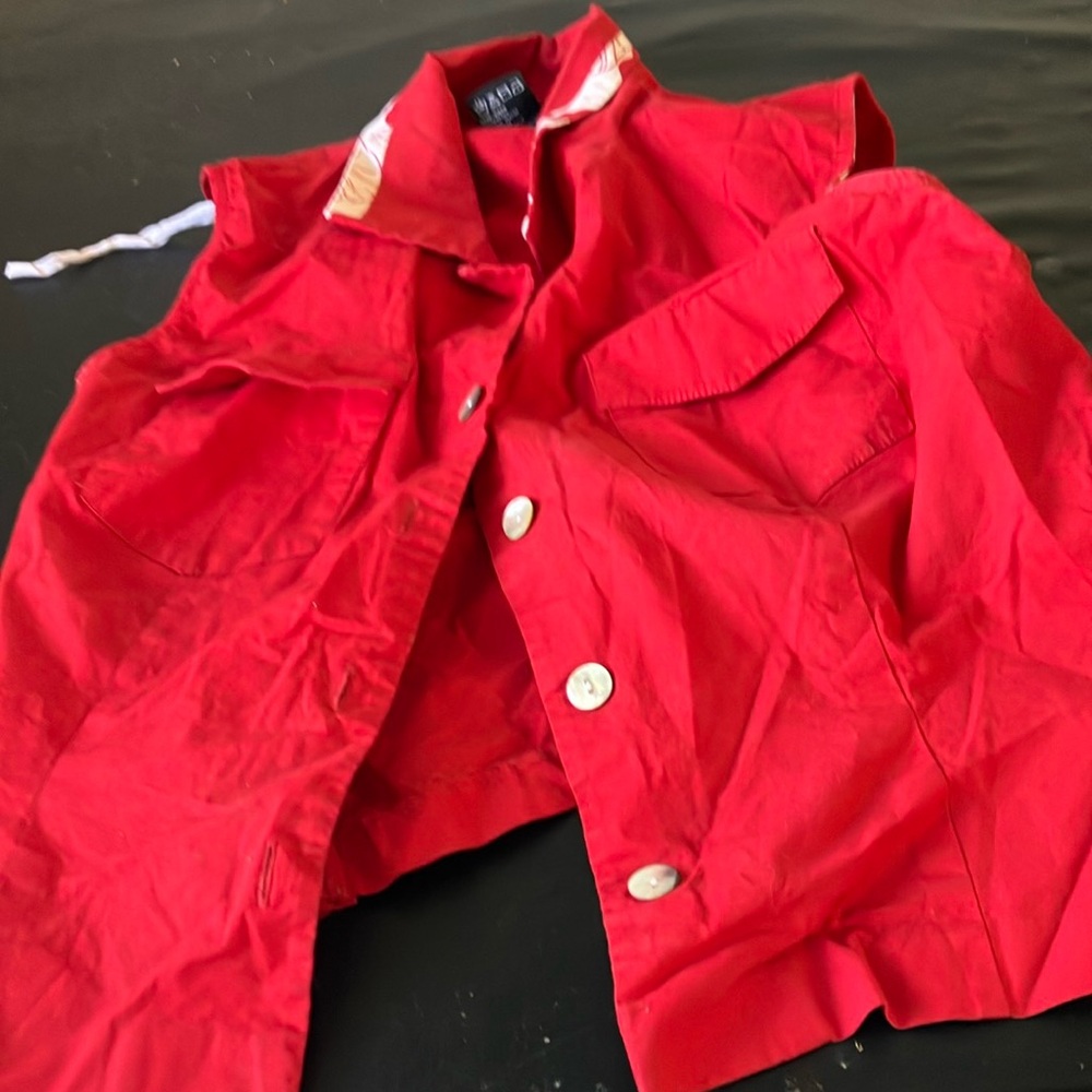 FINAL MARKDOWN Ladies Scarlett blouse 12p